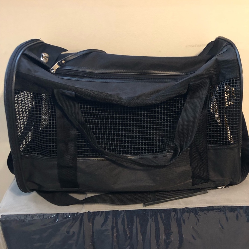 Black Pet Carrier for small animals